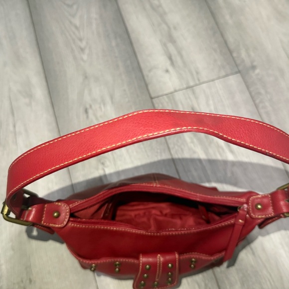 Vintage Y2K  Leather Red studded shoulder Women's Bag with gold accent. - Picture 4 of 9